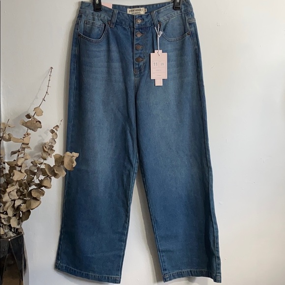 Forever 21 Wide Leg Jeans - Picture 2 of 8